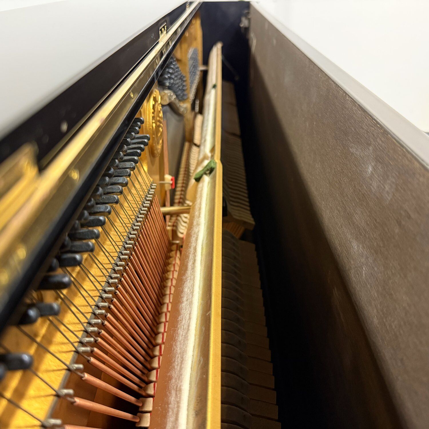 Used Yamaha Piano U3 in Polished Ebony