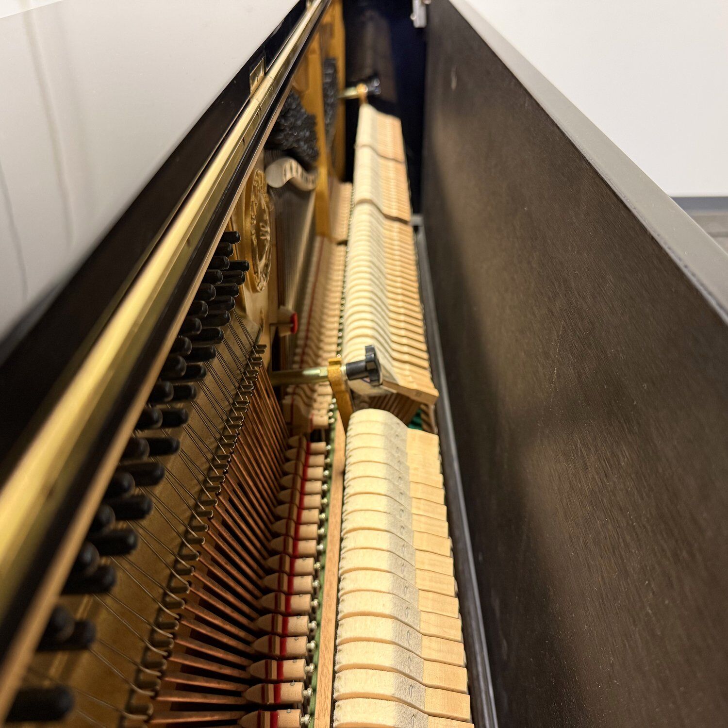 Used Yamaha U3 in Polished Ebony