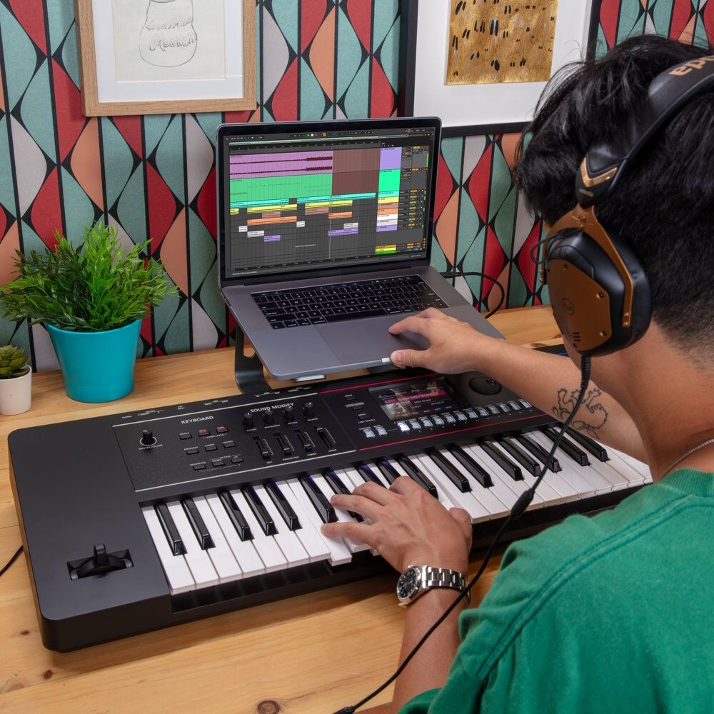 Roland JUNO-D8 Synthesizer - Image 5