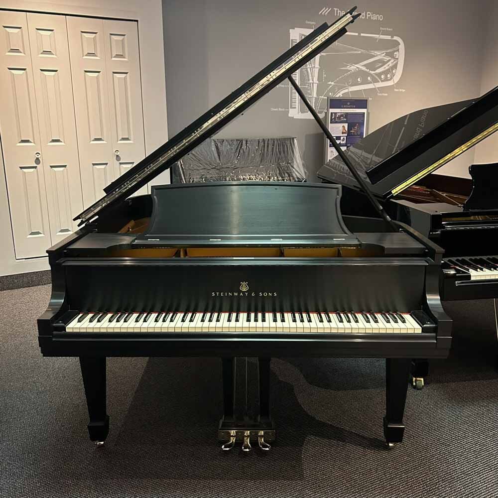 Steinway L Grand Piano Front Angle