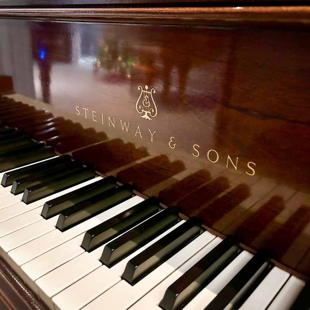 Used Steinway M Satin Mahogany Grand Piano Front Logo